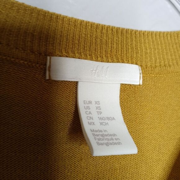 H&M Chartreuse Green Knit Lightweight Sweater - Picture 5 of 8